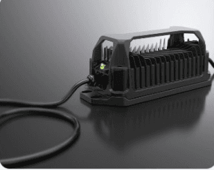 Power electronics module with metal heatsink for thermal dissipation